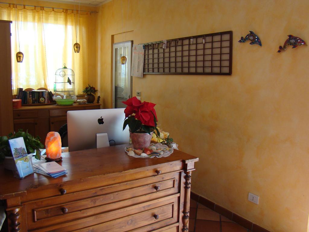 Il Casale Aparthotel Мартинсикуро Екстериор снимка
